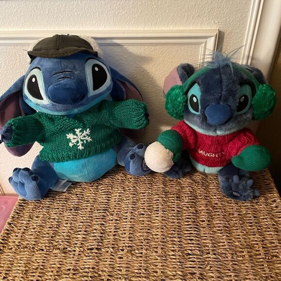Disney Store Stitch Christmas Plush Naughty Winter Green Knit Sweater set of 2! - Picture 13 of 13